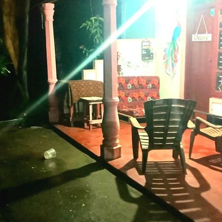 Sigiri Picaso Home Stay Sigirija Zewnętrze zdjęcie